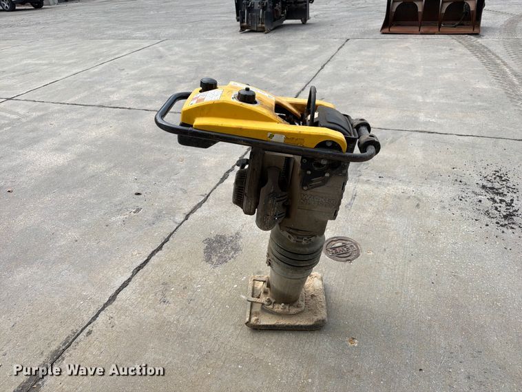image for item DZ4766 Wacker Neuson BS60-2i plate compactor