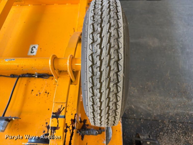 image for item DZ4767 2020 KM International KM 4-40 infrared asphalt heater