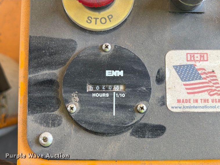 image for item DZ4767 2020 KM International KM 4-40 infrared asphalt heater