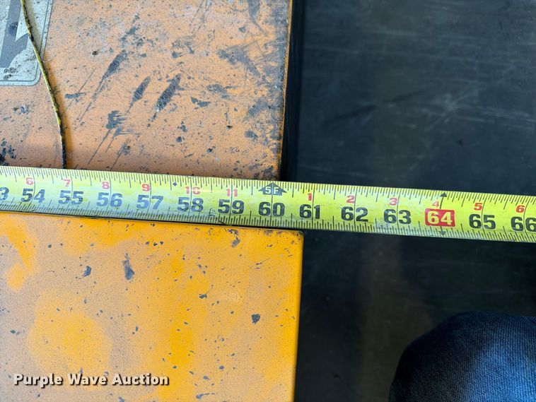 image for item DZ4767 2020 KM International KM 4-40 infrared asphalt heater