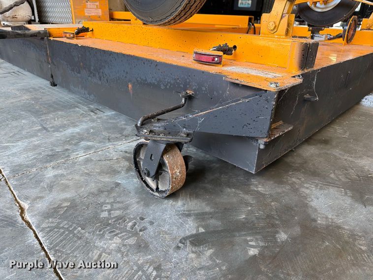 image for item DZ4767 2020 KM International KM 4-40 infrared asphalt heater