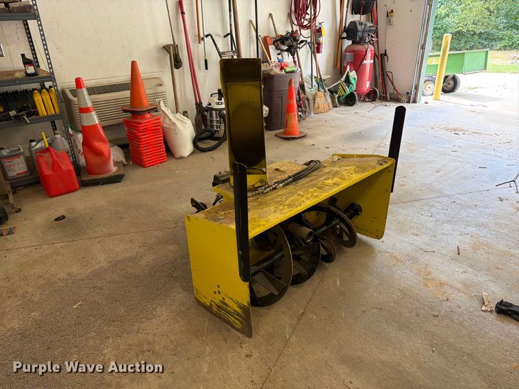 image for item DZ4768 John Deere snow blower