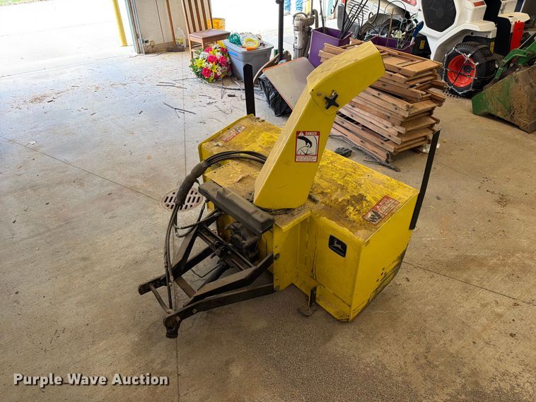 image for item DZ4768 John Deere snow blower