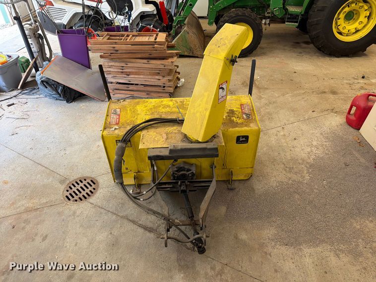 image for item DZ4768 John Deere snow blower