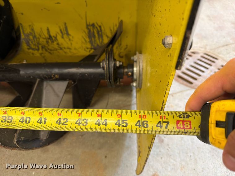 image for item DZ4768 John Deere snow blower