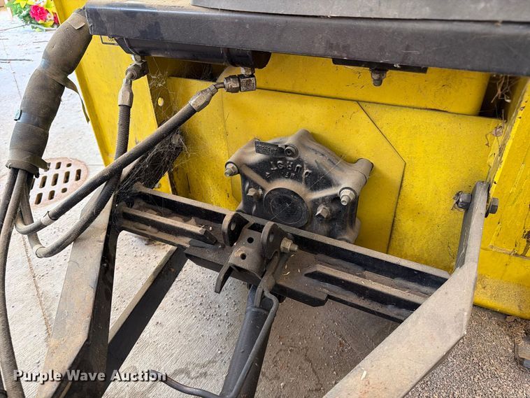 image for item DZ4768 John Deere snow blower