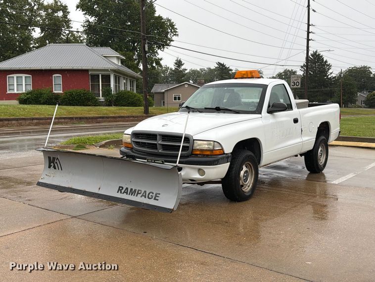 2001 Dodge Dakota pickup truck