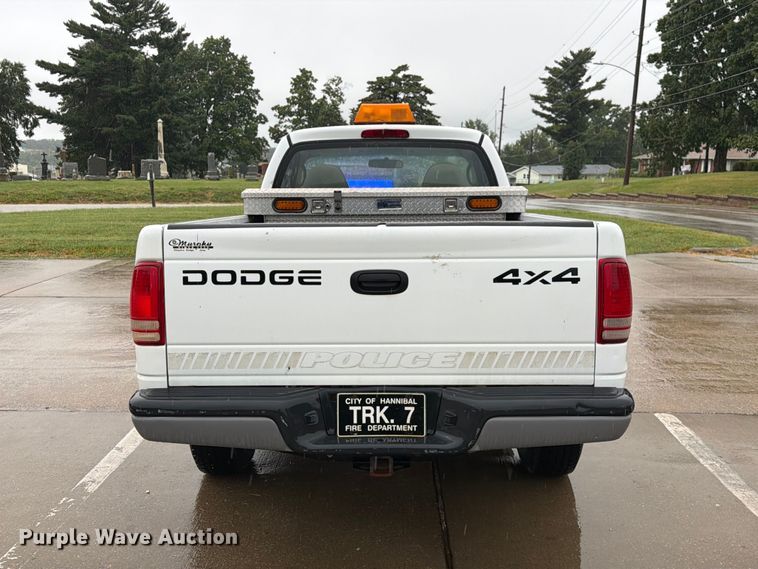 image for item DZ4773 2001 Dodge Dakota pickup truck