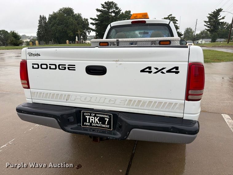 image for item DZ4773 2001 Dodge Dakota pickup truck