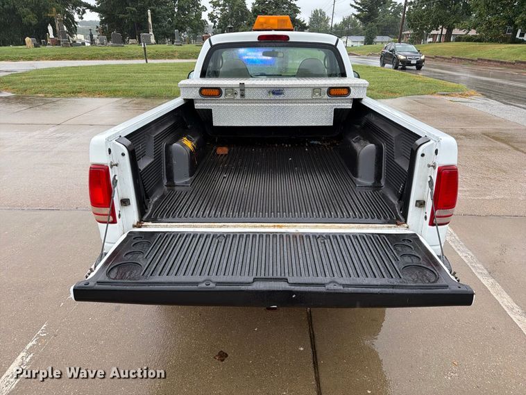 image for item DZ4773 2001 Dodge Dakota pickup truck