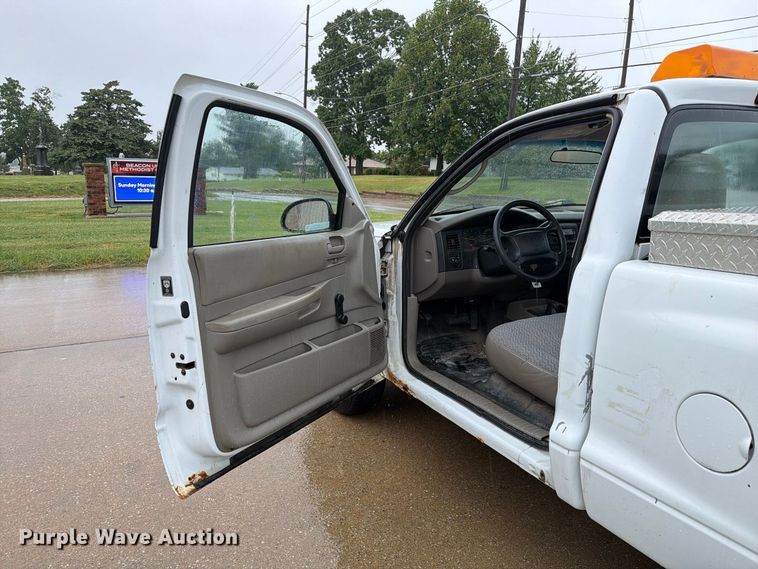 image for item DZ4773 2001 Dodge Dakota pickup truck
