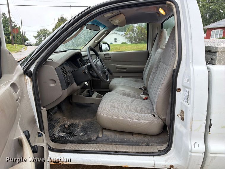 image for item DZ4773 2001 Dodge Dakota pickup truck