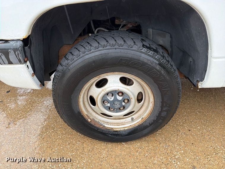 image for item DZ4773 2001 Dodge Dakota pickup truck