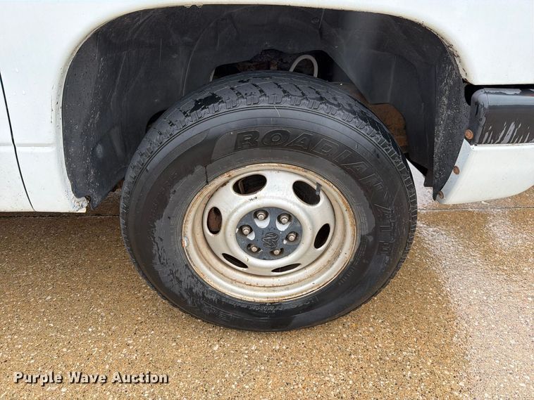 image for item DZ4773 2001 Dodge Dakota pickup truck