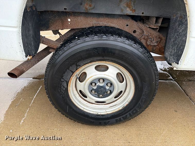 image for item DZ4773 2001 Dodge Dakota pickup truck