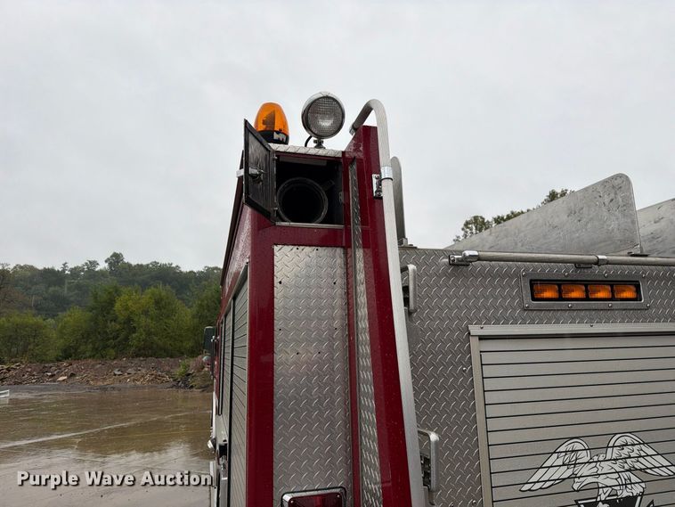 image for item DZ4774 2000 Freightliner American Lafrance pumper fire truck