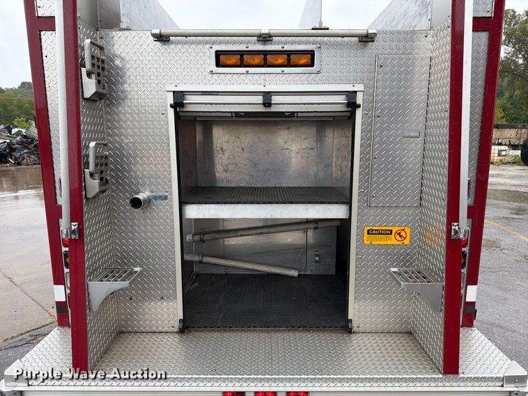 image for item DZ4774 2000 Freightliner American Lafrance pumper fire truck