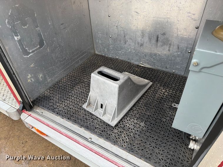 image for item DZ4774 2000 Freightliner American Lafrance pumper fire truck