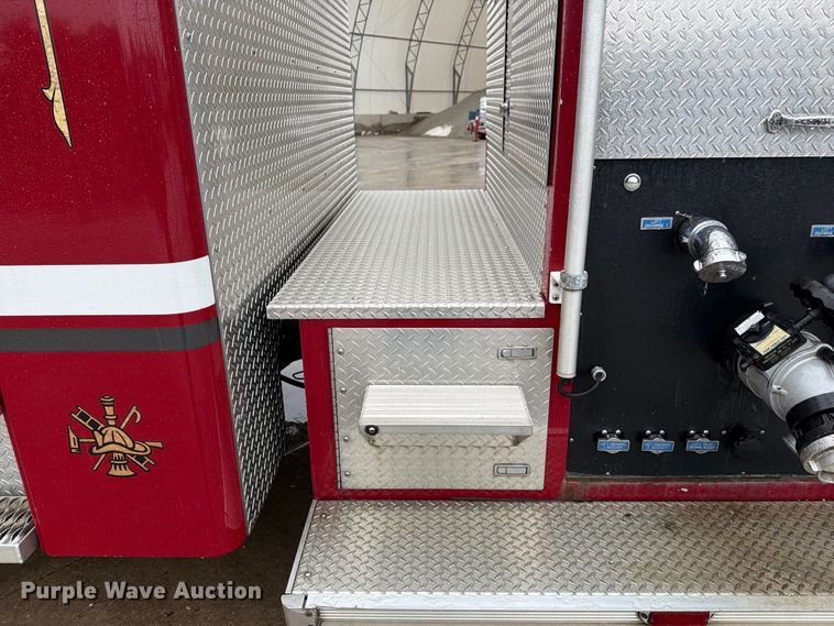 image for item DZ4774 2000 Freightliner American Lafrance pumper fire truck