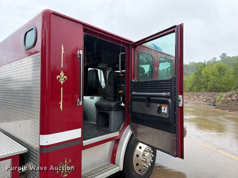 image for item DZ4774 2000 Freightliner American Lafrance pumper fire truck