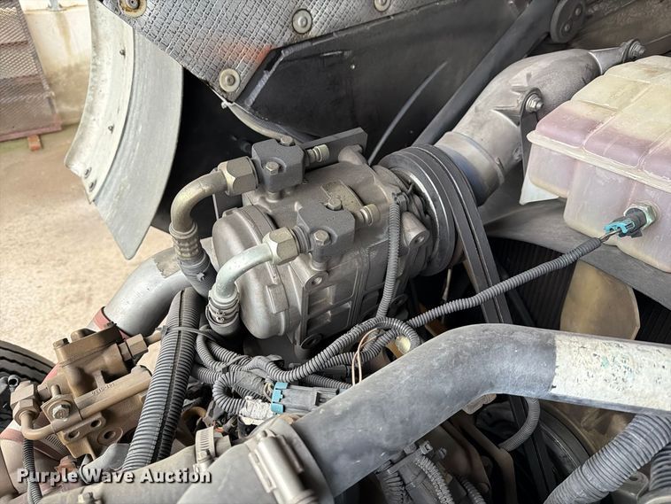 image for item DZ4774 2000 Freightliner American Lafrance pumper fire truck