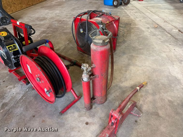 image for item DZ4779 Fire fighting equipment