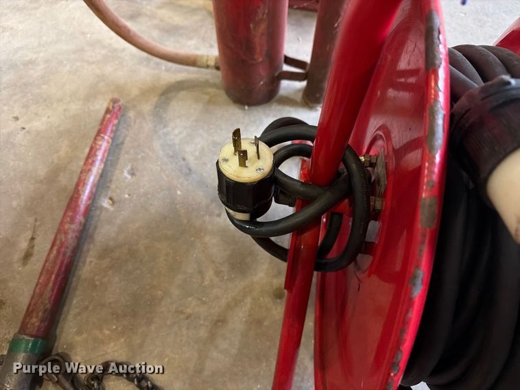 image for item DZ4779 Fire fighting equipment