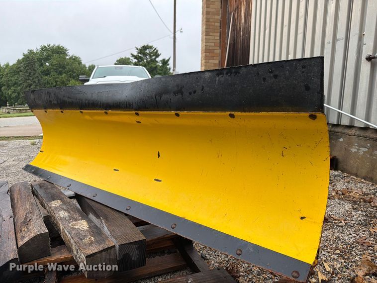 image for item DZ4781 Moose Plow 72