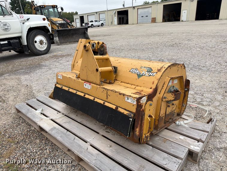 image for item DZ4875 Diamond Mowers side boom flail mower