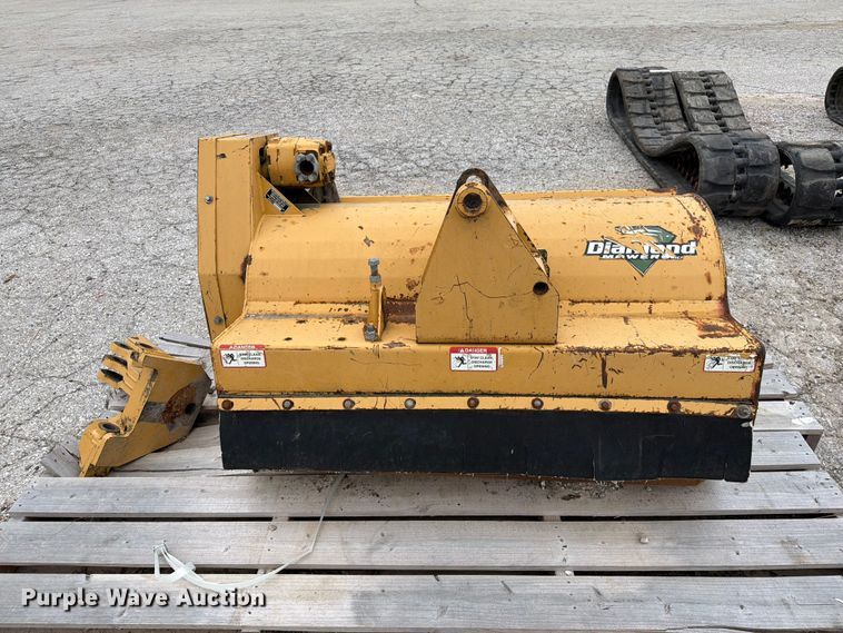 image for item DZ4875 Diamond Mowers side boom flail mower