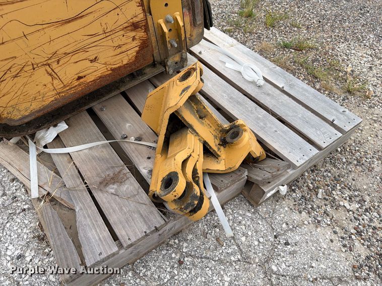 image for item DZ4875 Diamond Mowers side boom flail mower