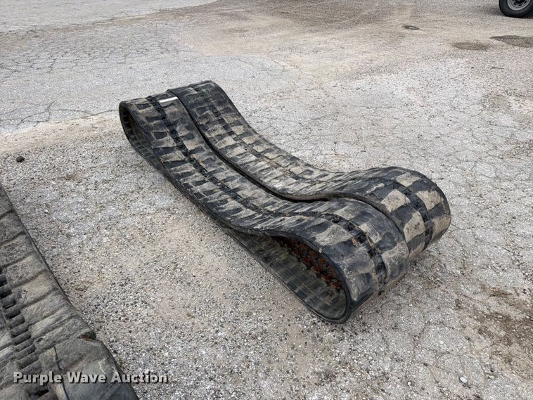 image for item DZ4876 Mini excavator tracks