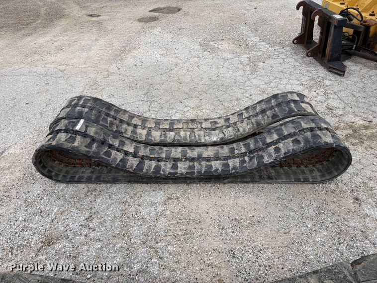 image for item DZ4876 Mini excavator tracks