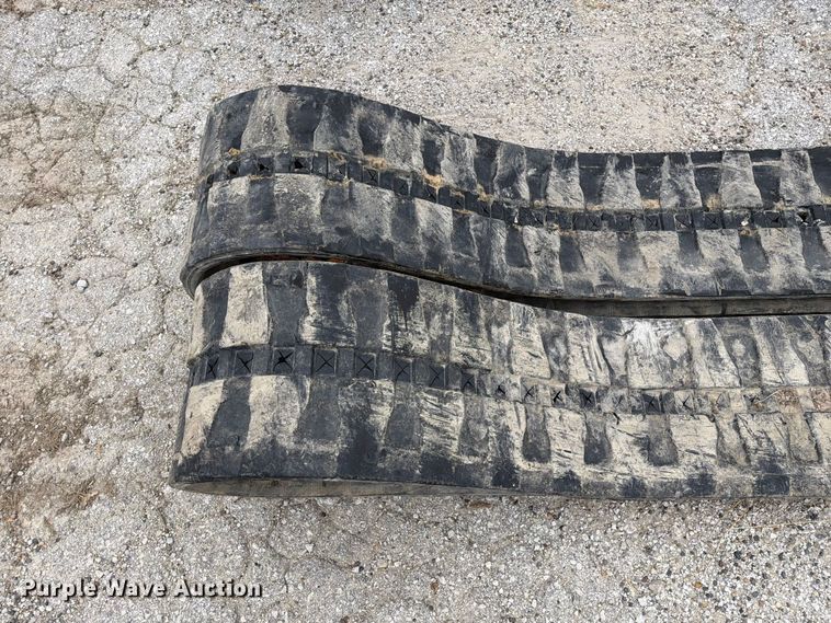 image for item DZ4876 Mini excavator tracks