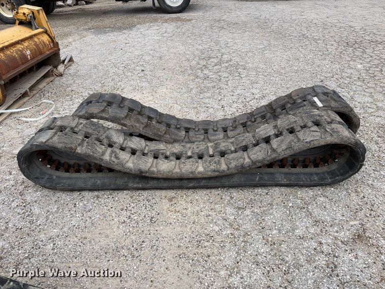 image for item DZ4877 Skid steer tracks