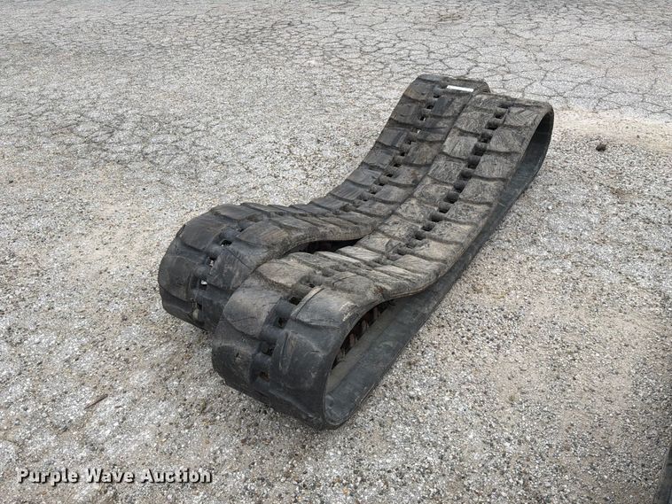 image for item DZ4877 Skid steer tracks