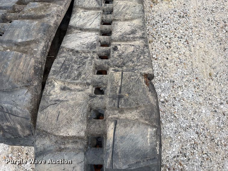 image for item DZ4877 Skid steer tracks