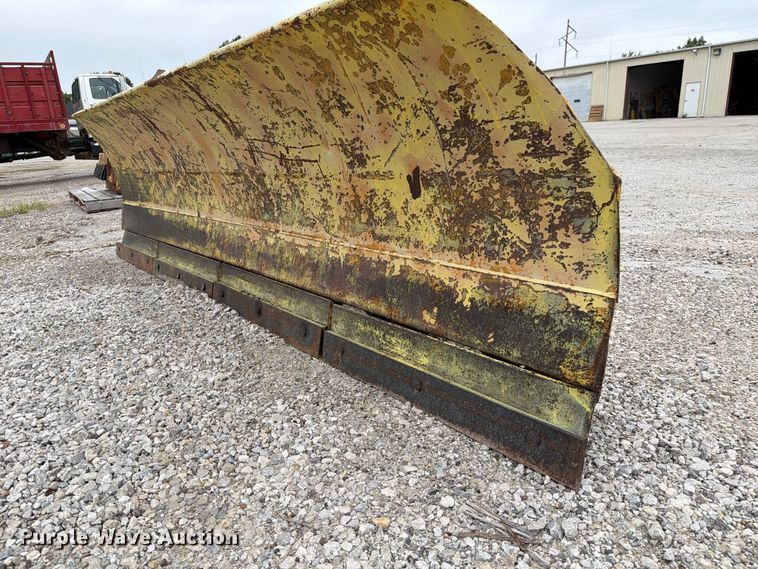 image for item DZ4878 Holms KH-320 wheel loader snow plow blade