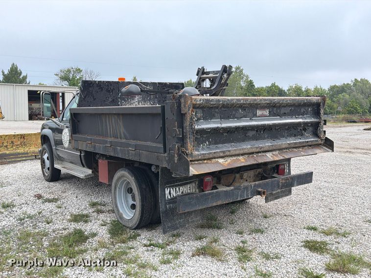 image for item DZ4879 1999 Chevrolet C3500 HD dump bed pickup truck