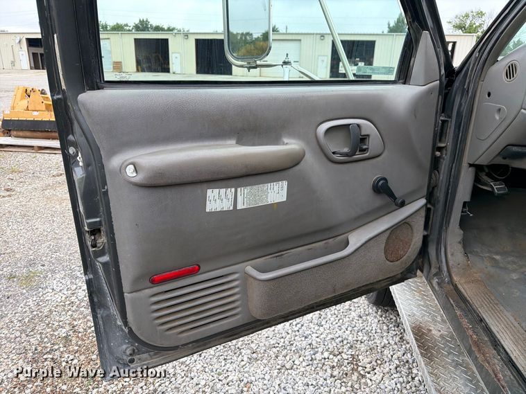 image for item DZ4879 1999 Chevrolet C3500 HD dump bed pickup truck