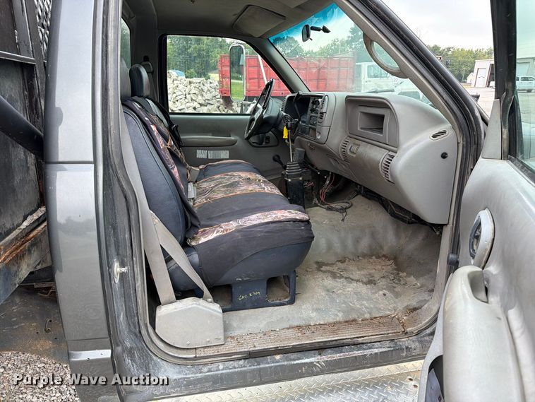 image for item DZ4879 1999 Chevrolet C3500 HD dump bed pickup truck