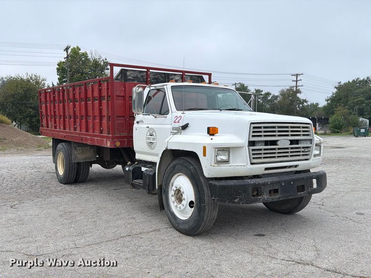 image for item DZ4880 1991 Ford F700 grain truck