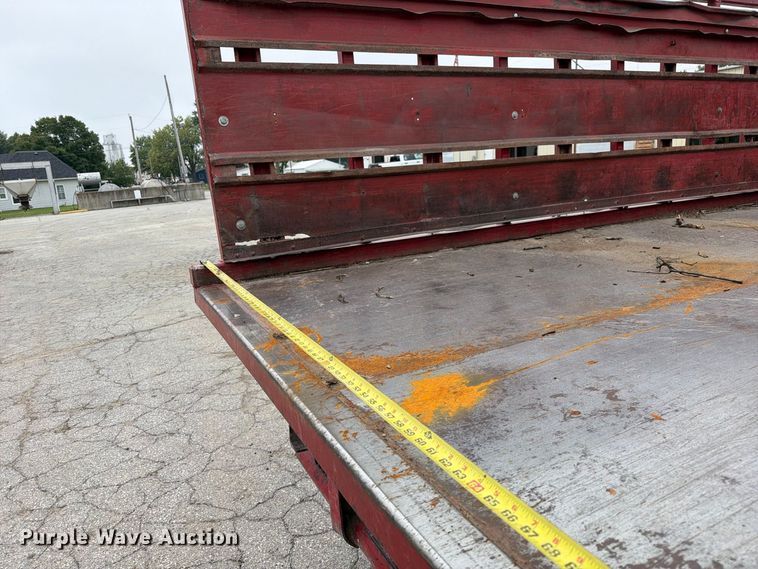 image for item DZ4880 1991 Ford F700 grain truck