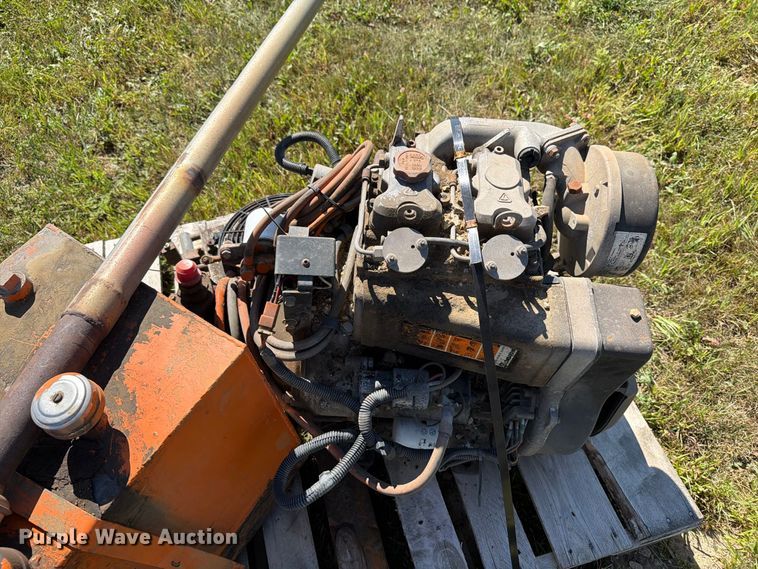 image for item EA0508 Lombardini 9 LD 561-2 engine