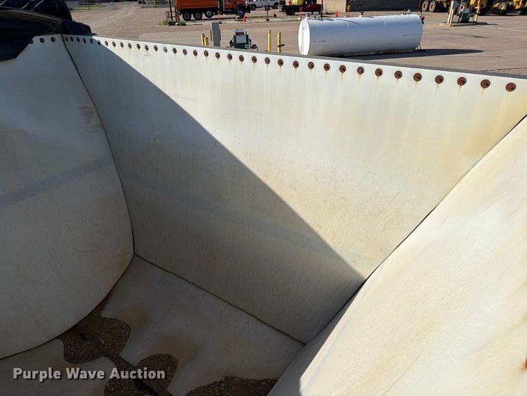 image for item EA0511 2014 Precisons bottom dump pup trailer  