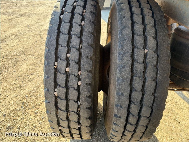 image for item EA0511 2014 Precisons bottom dump pup trailer  