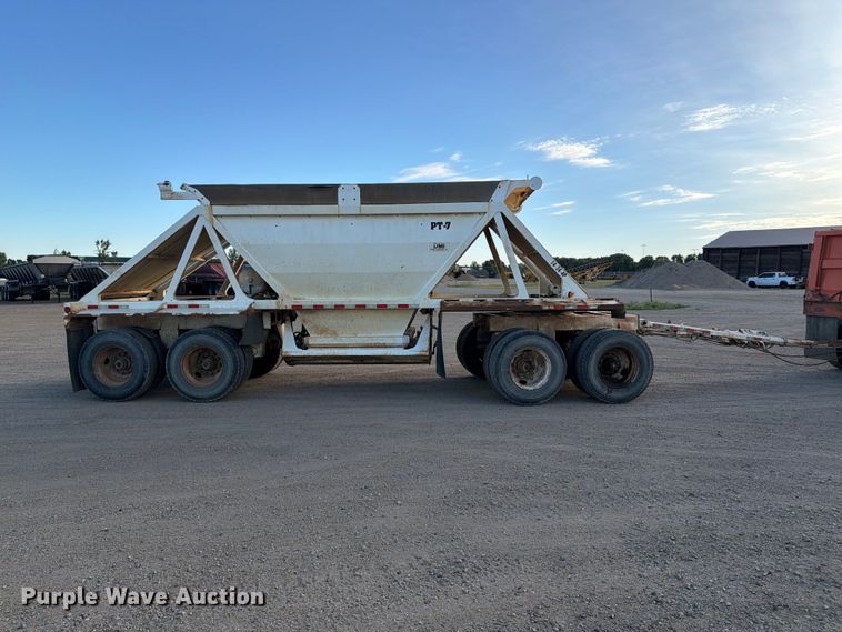 image for item EA0513 2009 Dragon Ranco bottom dump pup trailer  