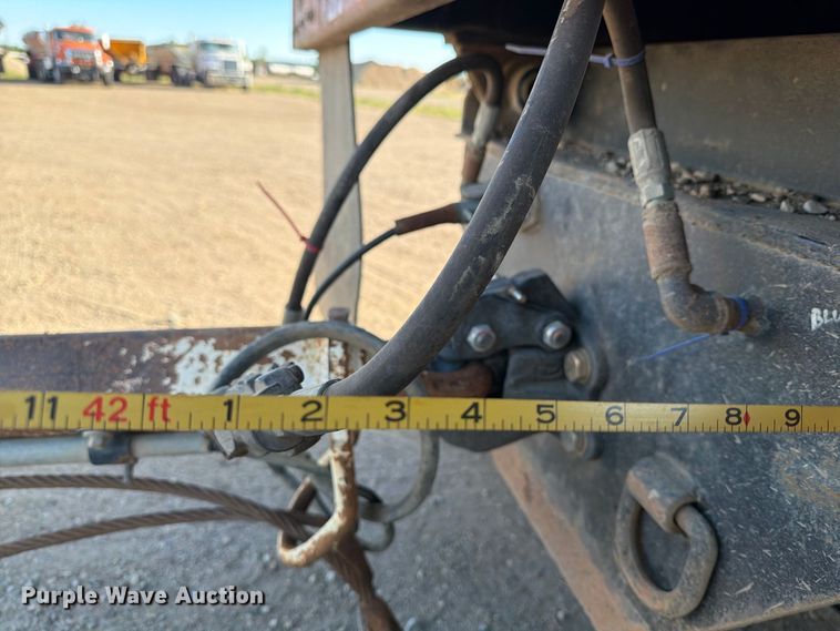 image for item EA0513 2009 Dragon Ranco bottom dump pup trailer  