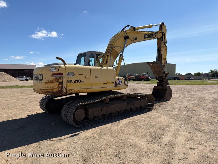image for item EA0515 Kobelco SK210LC excavator