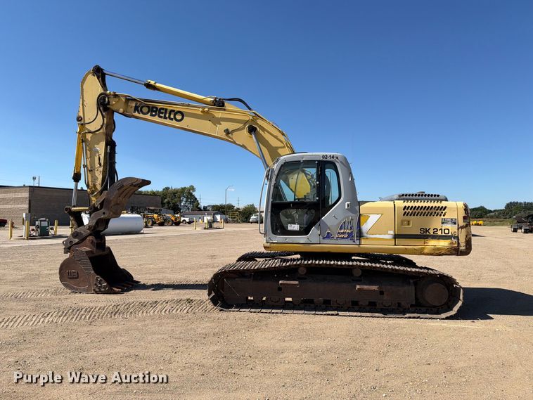 image for item EA0515 Kobelco SK210LC excavator